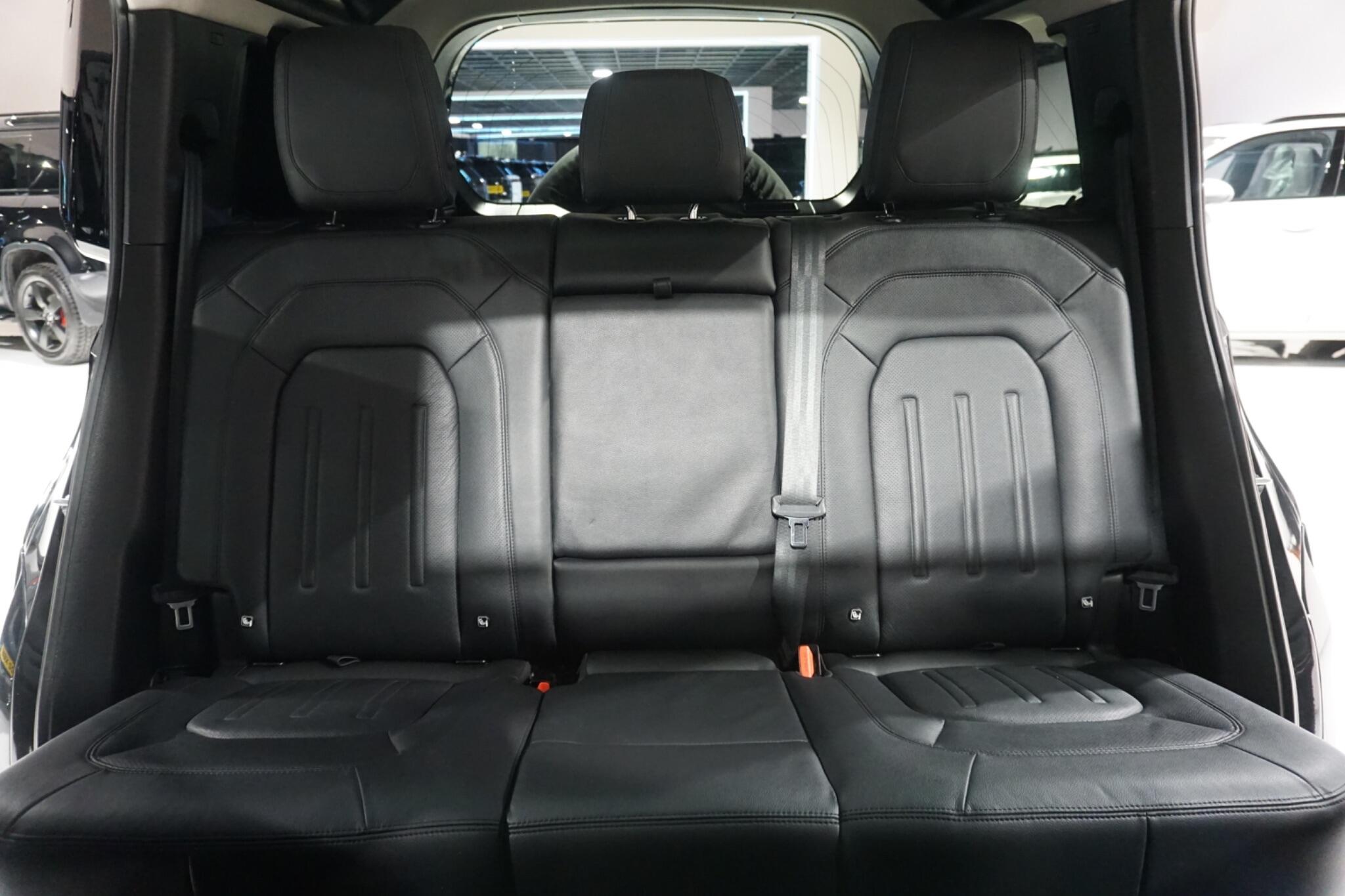 Land Rover Defender 110 2.0 P400e 15.4kWh XS Edition SUV 5dr Petrol Plug-in Hybrid Auto 4WD Euro 6 (s/s) (404 ps)